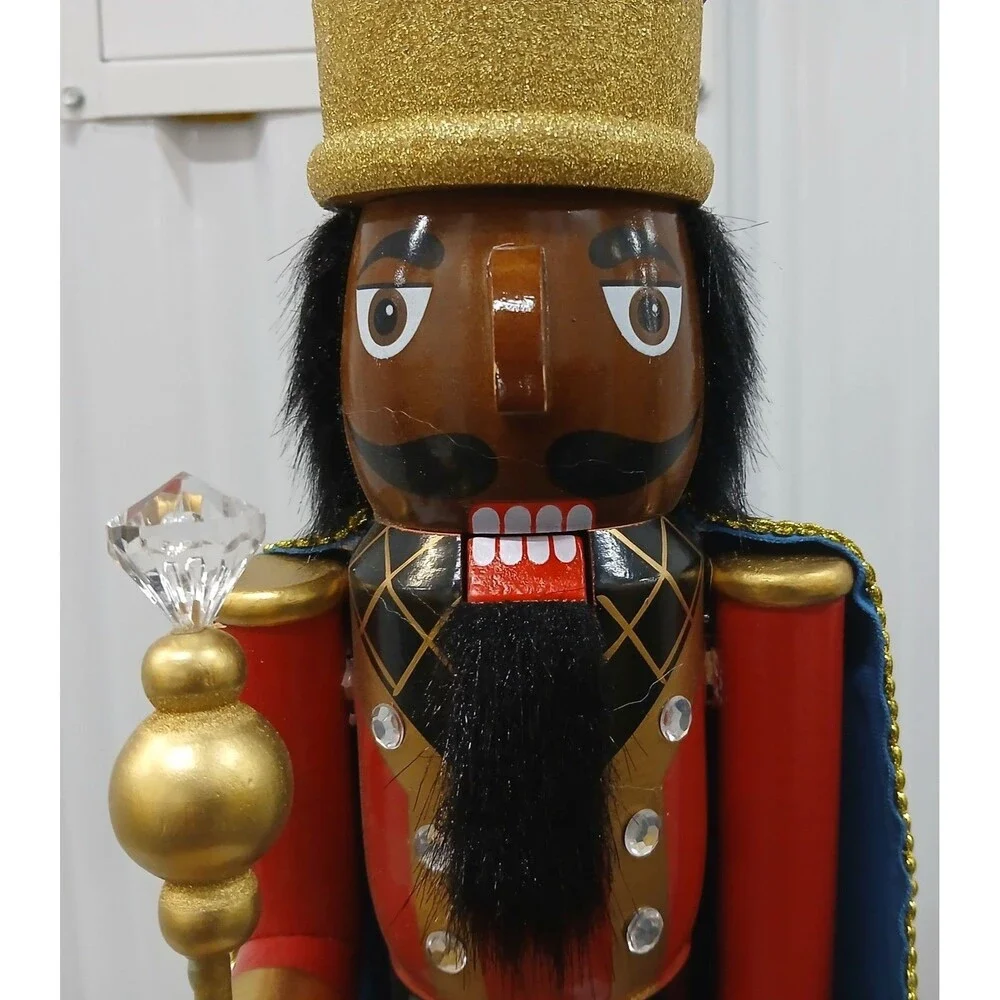 Wooden Nutcracker,24